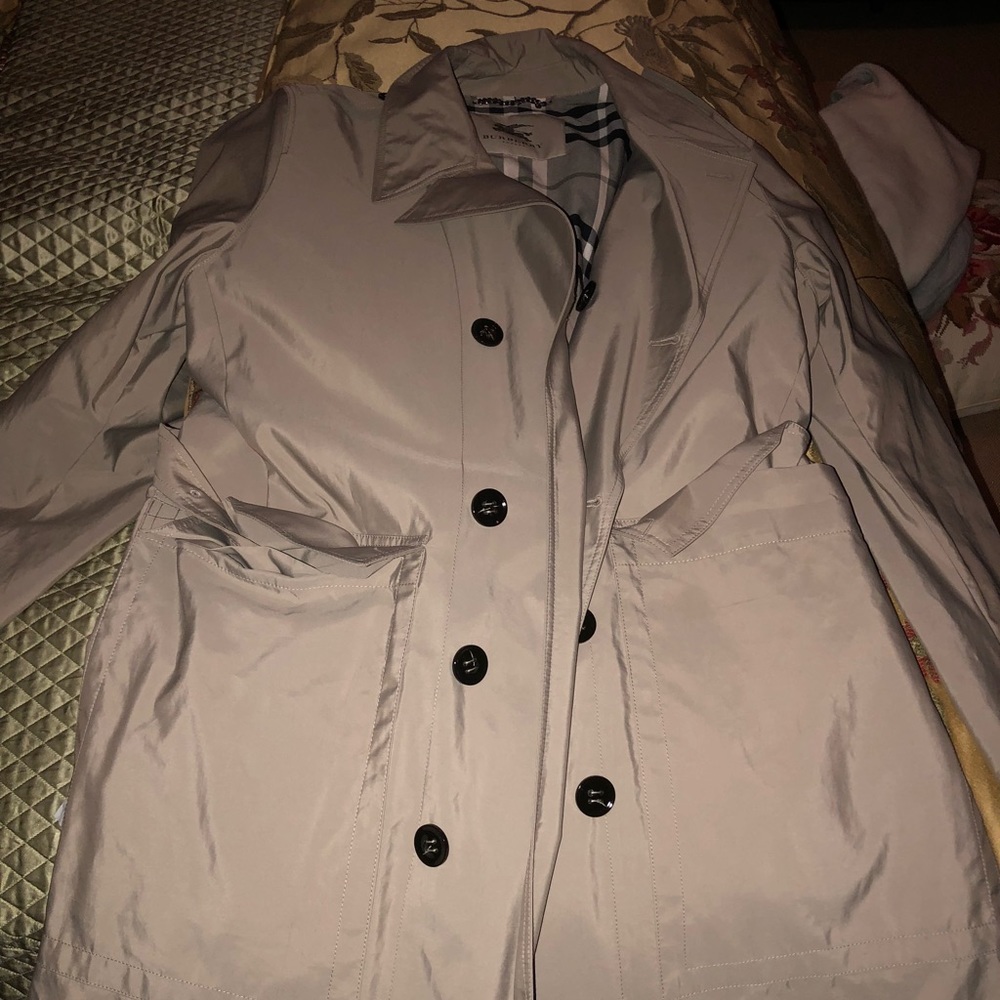 NWOT Burberry men’s trench coat